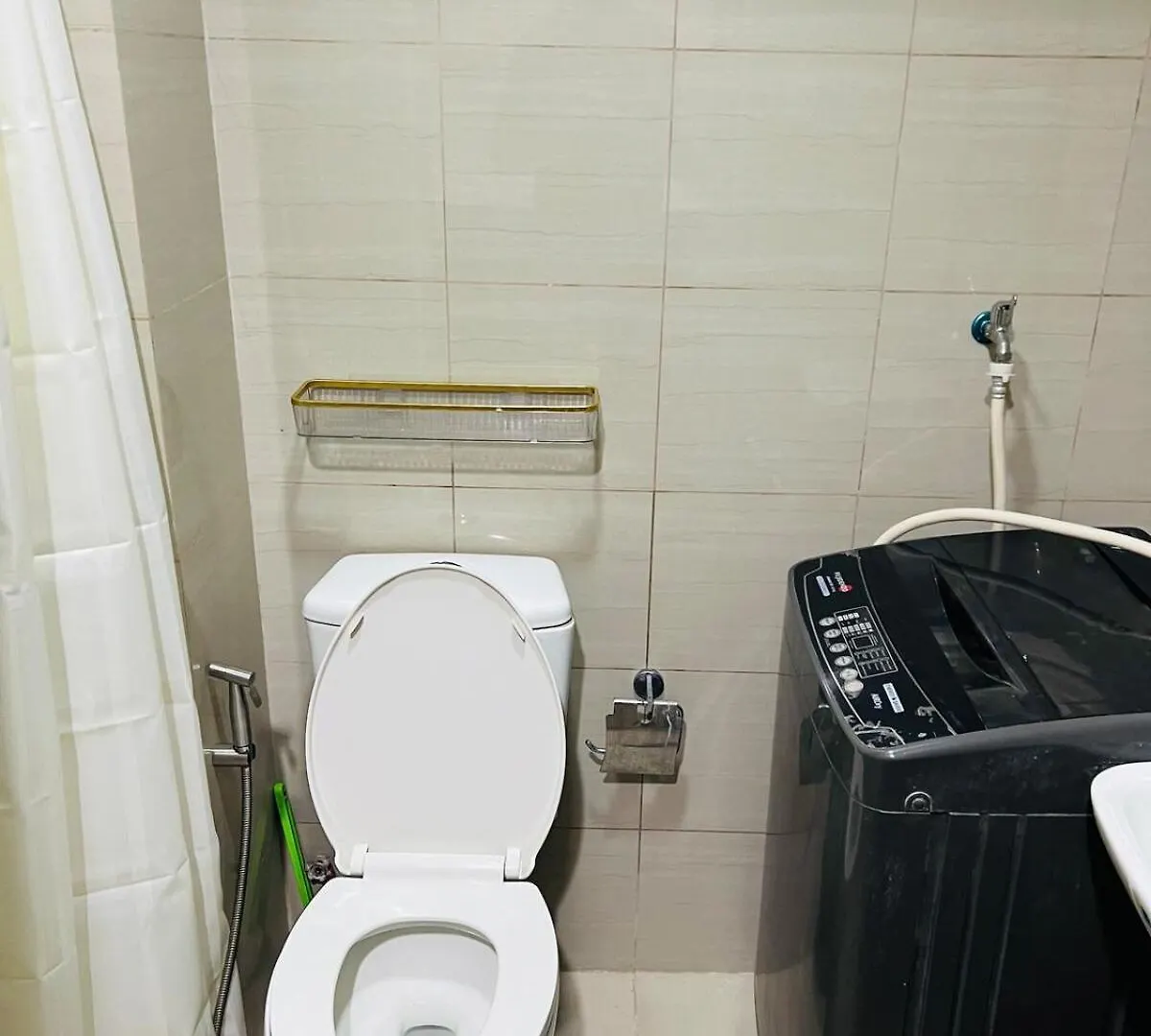 Apartment Rm# 839 B Shore 1 Manila