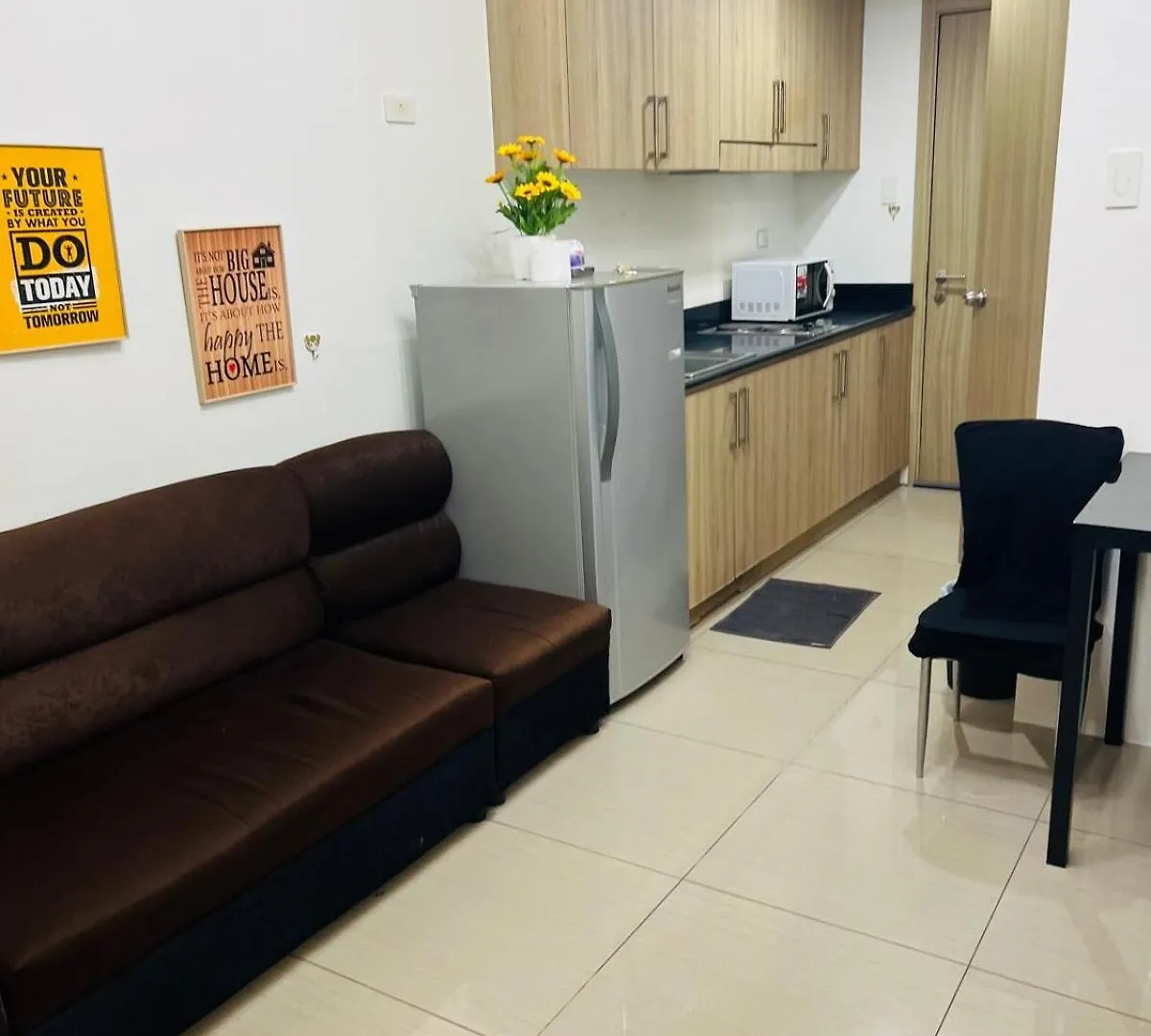 Apartment Rm# 839 B Shore 1 Manila 0*,